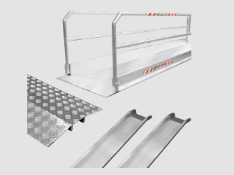 Ramps and gangways for overcoming architectural barriers